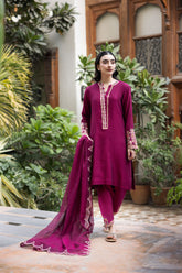 Color -  Magenta